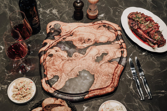 Why Choose an Olive Wood Cutting Board: Comparing Wood, Plastic and Glass
