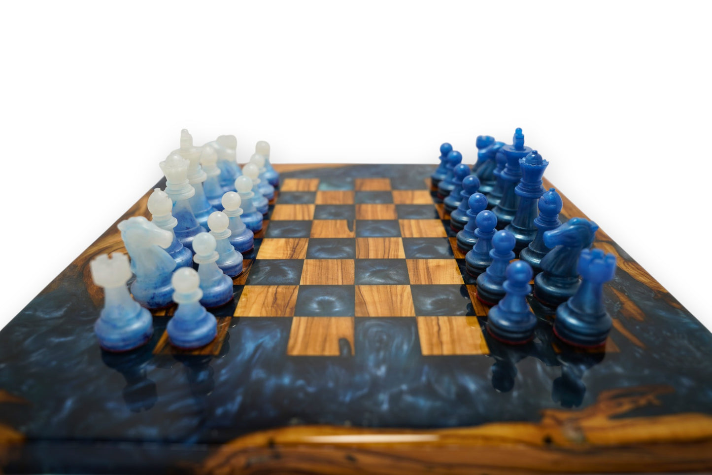 Sea of Thought – Olive Wood Chess Set