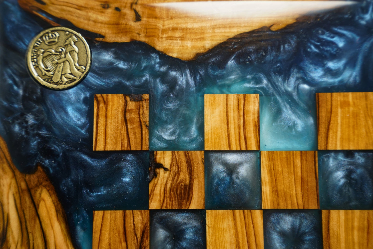 Sea of Thought – Olive Wood Chess Set