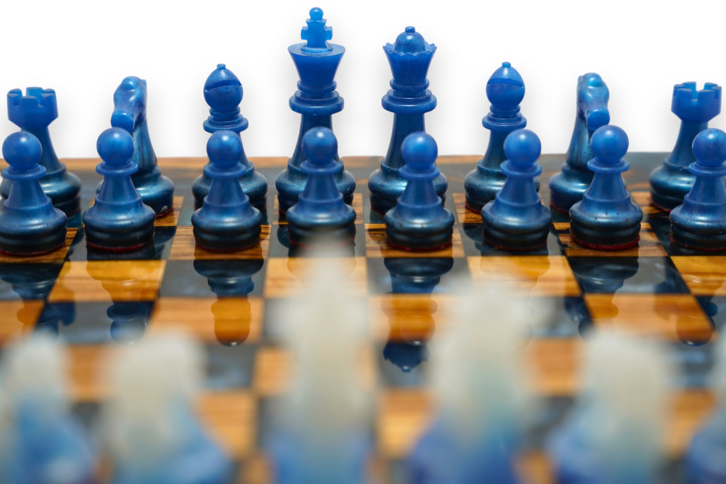 Sea of Thought – Olive Wood Chess Set