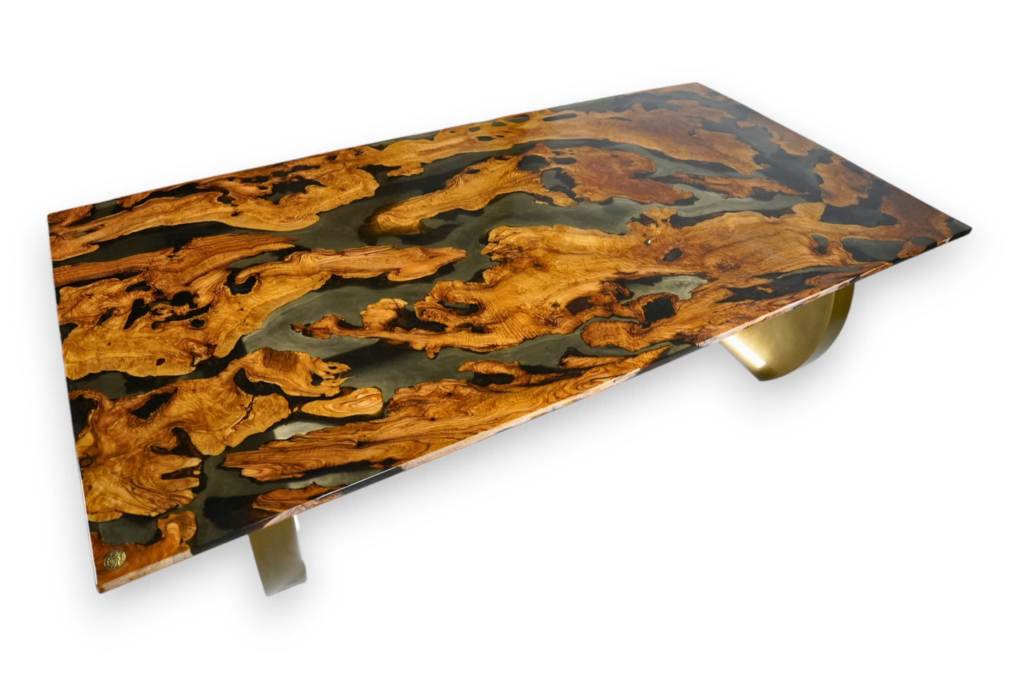 “Olive Glory” Dining Table – 1000-Year-Old Olive Wood & Black-Crystal Epoxy